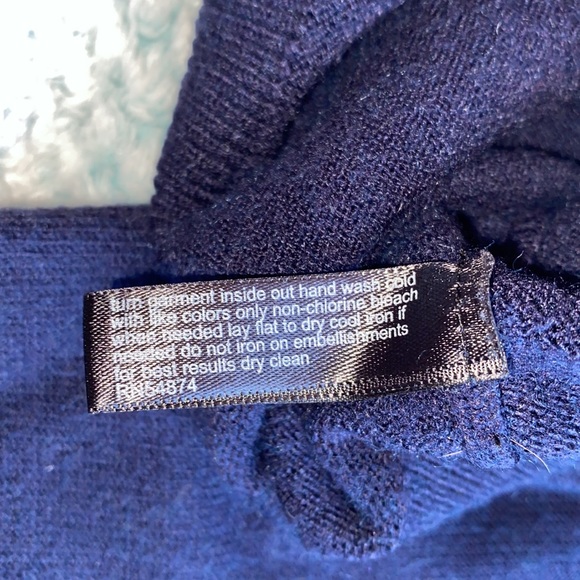 The Limited crewneck sweater (S) - Picture 5 of 6